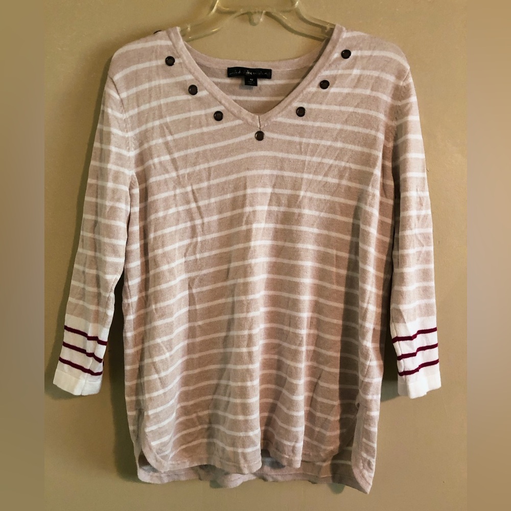 Women’s United States Sweater Beige/White Size Medium